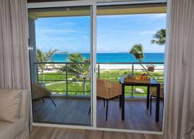 Orient Beach Hotel 5