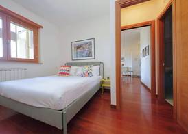 Modern Flat with terrace near Eataly 3