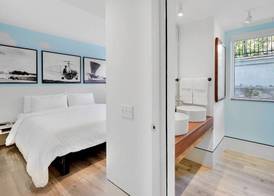 Ocean Treasure Beachside Suites 3