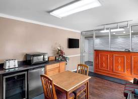 Americas Best Value Inn Jonesville/Hillsdale 4