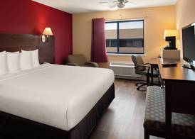 Bay Breeze Inn 3