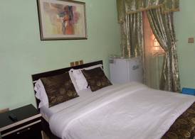 Rita's Events and Suites 5