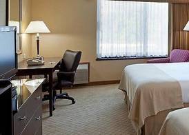 Armoni Inn & Suites 3