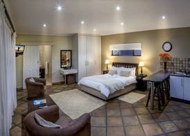 Lalapanzi Guest Lodge 5