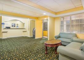 Days Inn by Wyndham Blytheville 2