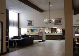 Clarion Hotel & Conference Center Lansing West 5
