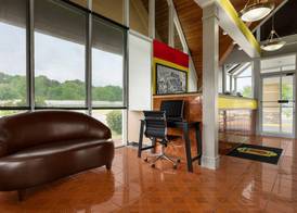 Super 8 by Wyndham Macon GA 3