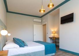 Sorrento Pool&Suites 2