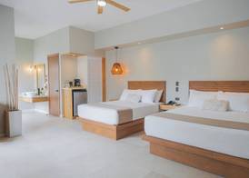 Mirasurf Hotel & Waves 5