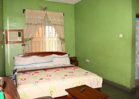 Green Park Hotel and Suites 5