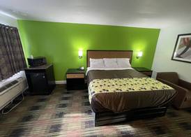 Bowers Hill Inn Chesapeake 5