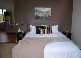 Hilltop Apartments Phillip Island 5