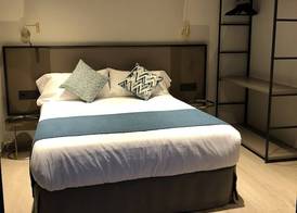 HOTEL TORRENT 2