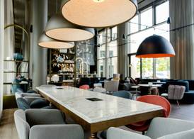 Motel One Dresden am Zwinger 5