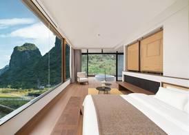 Hidden Valley Hotel 4