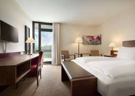 Ramada Nürnberg Parkhotel 3