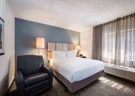 Sonesta Simply Suites Lansing 2
