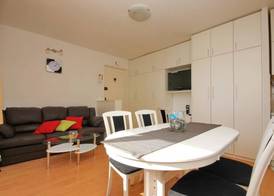 Apartment Charming Arena 5