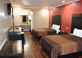 Platinum Inn Katy 4