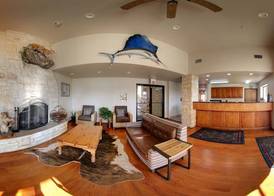 Days Inn & Suites by Wyndham Llano 4