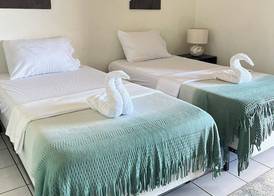 Seaview Apartel 2