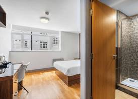 The Mitre Hotel Brighton 5