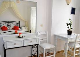 Anthonas Apartments 3