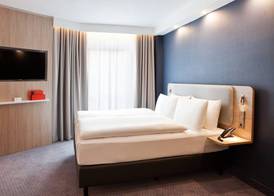 Holiday Inn Express MUNICH - OLYMPIAPARK by IHG 5