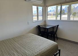 Eastern Sierra Motor Lodge 5