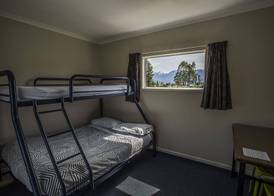 Fiordland Great Views Holiday Park 3