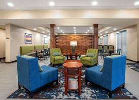 Comfort Inn & Suites Ames near ISU Campus 4