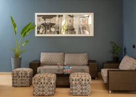 Living Room by Seasons Hotels 4