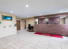 Econo Lodge Painted Post - Corning 3