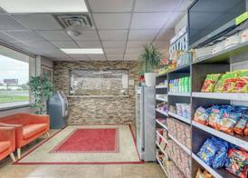 Econo Lodge Neenah 2