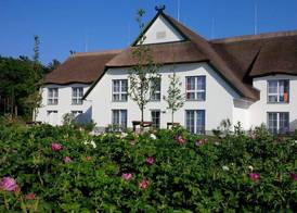 Friesenhof Hotel-Restaurant-Reitanlage 2