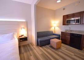 Holiday Inn Express TOLEDO-OREGON by IHG 4