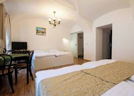 Guesthouse Stari Mayr 4