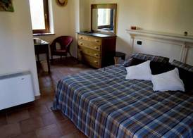 Agriturismo Tra Serra E Lago 2
