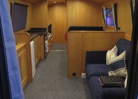 Houseboat Hotels 4