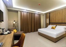 Kraal Hotel Vlore 2