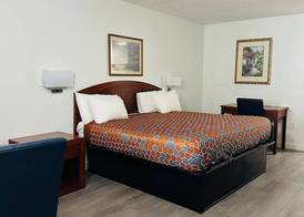 Hampton Motor Inn 2