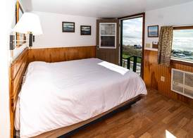 Oceanside Ocean Front Cabins 3