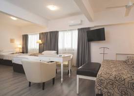 Hotel Tolosa 5