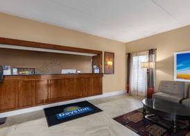 Days Inn by Wyndham Columbia Kentucky 3