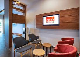 ZONE Hotels, Telok Panglima Garang 3