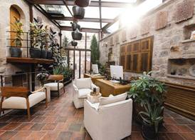 Millstone Cave Suites Hotel 2