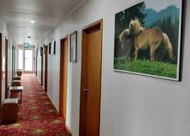 Whitehorse Inn 5