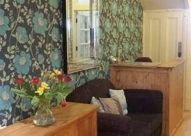 Diamonds Guest House 3