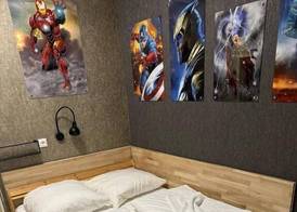 Room Pauli 3
