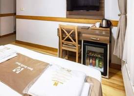 Home Quality Hotel 4